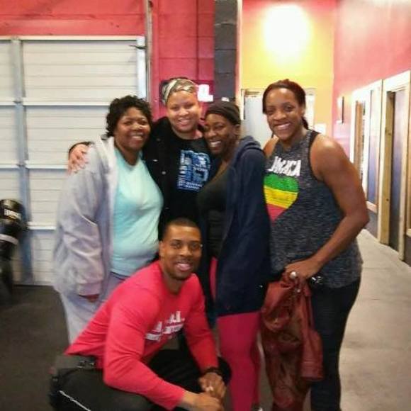 Meet your Posher, Cleome - Picture 1 of 1